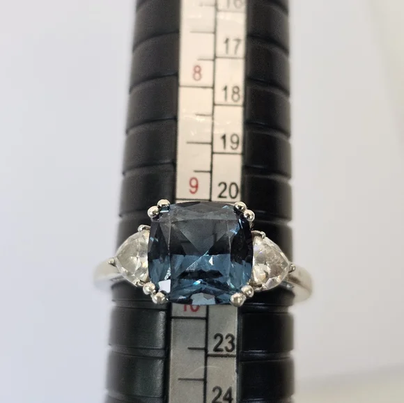 Genuine London Blue & White Topaz Ring in Rhodium Over Sterling Silver Sz 9.5! - Picture 6 of 6